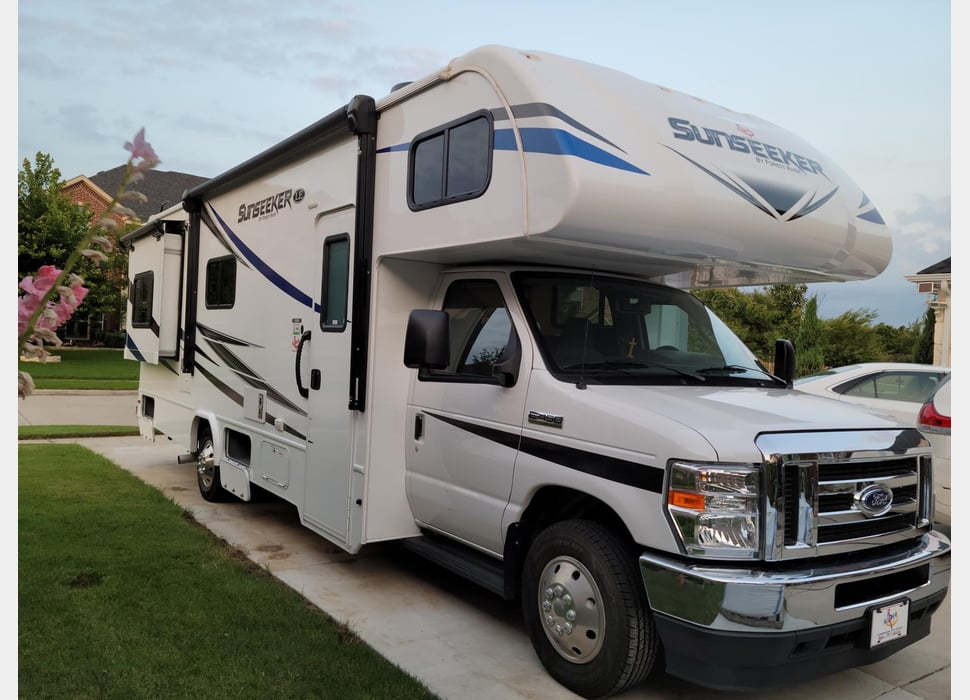 Class C Motor Home rentals in Duncanville