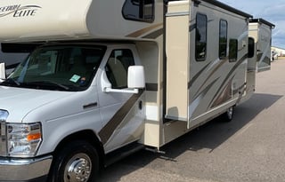 2017 Thor Motor Coach Freedom Elite 29FE
