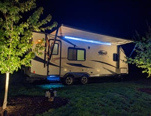 Coachmen RV Freedom Express 246RKS