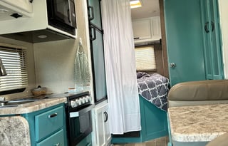 2020 Thor Motor Coach Chateau 22E