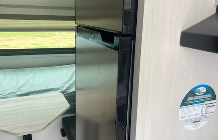 Large fridge/freezer combo!