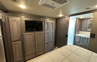 2021 Thor Motor Coach Palazzo 37.5