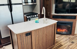 2017 Keystone Montana 5th Wheel