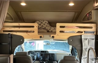 Luxury Family RV • Sleeps 7 • Fully Stocked