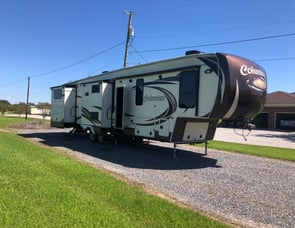 Palomino Columbus F385BH