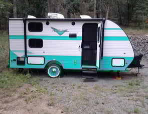 Riverside RV Retro 190BH