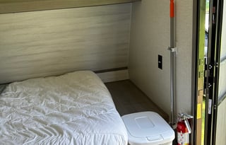 2023 Dutchmen RV Coleman Lantern LT Series 17B