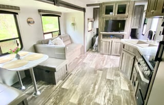 2020 Fully equipped, camping supplies