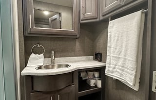 2021 Thor Motor Coach Challenger 35MQ