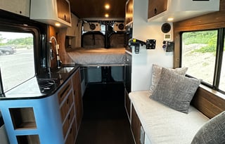 Offgrid 2021 Mercedes sprinter