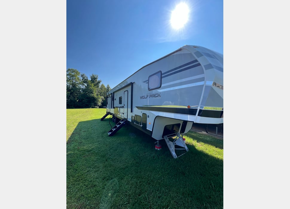 Fifth Wheel rentals in Salisbury