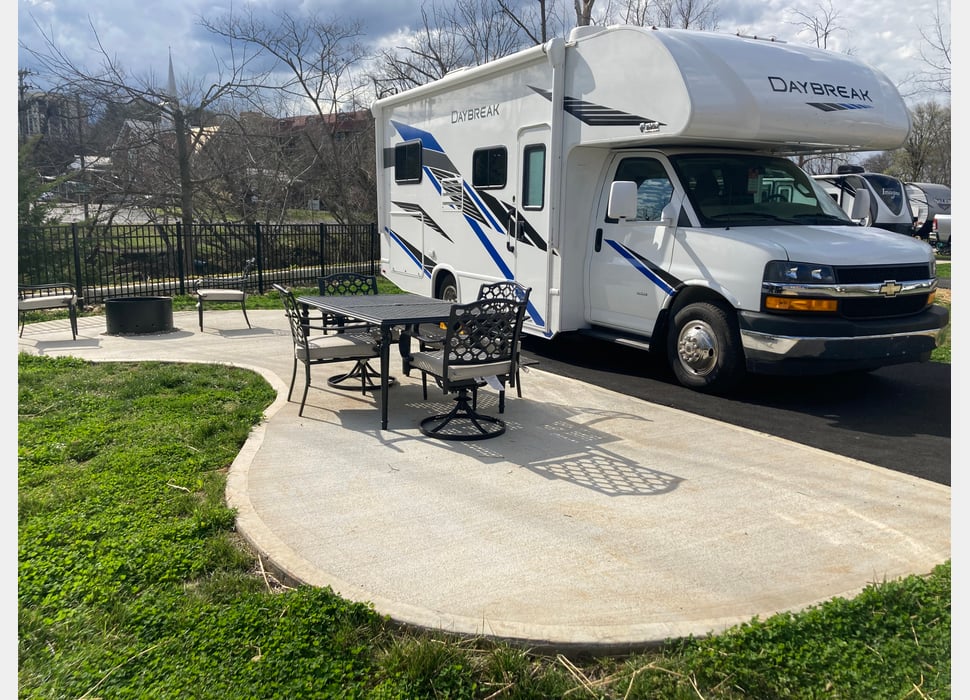Class C Motor Home rentals in Big Bend