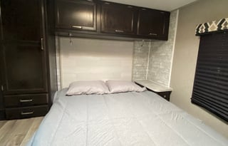 Easy to drive RV, family road trip!