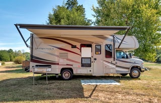 Pet Friendly - 2017 Coachman Leprechaun
