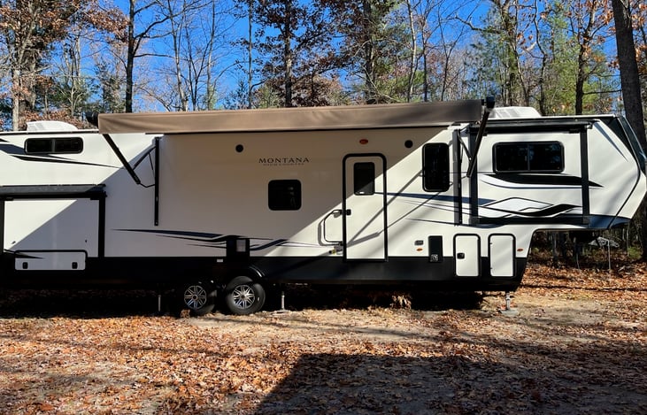 2022 Montana High Country 5th wheel