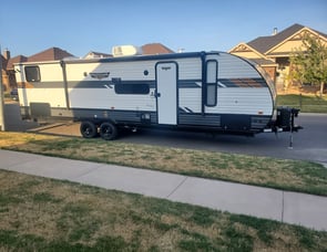 Forest River RV Wildwood X-Lite 273QBXL