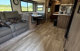 2023 Grand Design Imagine 2800BH