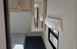 2025 Prime Time RV Avenger 28REI