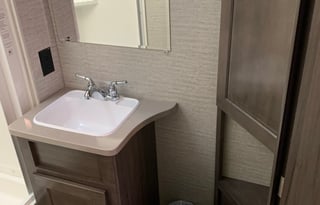 Pet/friends/family friendly Minnie Winnebago