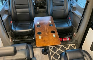 Easy to Drive,Mercedes Safety,7 Seatbelts,King Bed