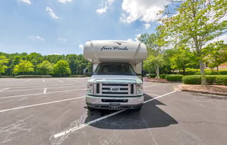 "Fourwinds Funhaus" - 6 bed Bunkhouse C Class RV