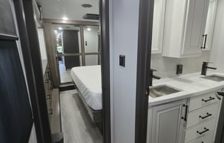 House on wheels 2024 Keystone RV Montana 3781RL