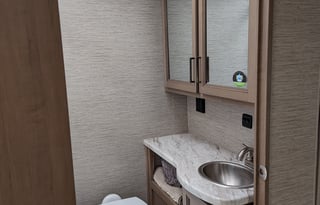 2022 Thor Motor Coach Coleman 28CM