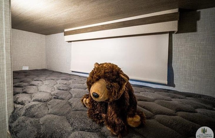 do not feed the bears! :}