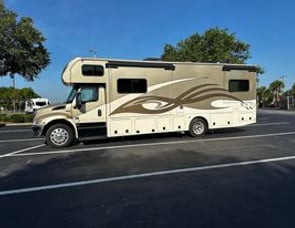 NeXus RV Wraith 34W