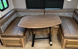 28.0 Freedom Express Ultra Lite 248RBS