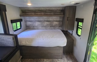 The Campfire Companion Bunkhouse