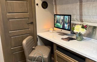 2024 Airstream RV Classic 33FB Twin