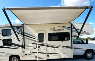 Luxury 2020 32' Coachman Freelander Bunk House