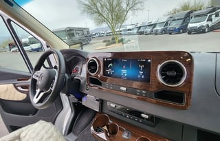 2023 Midwest Patriot FD2 – Ultimate Luxury Coach