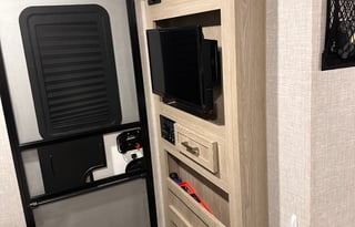 Premium Family Geo Pro 16BH Adventure Trailer