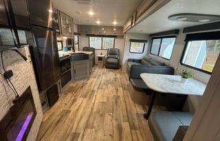 Adventure RV • Pet Friendly • Delivery Available