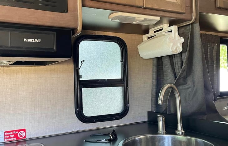 The kitchen has perfect dimensions with everything in arms reach to make cooking a breeze. The extra deep sink makes cleanup easy!