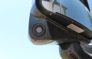 Pet friendly with TWO BATHROOMS!  Whaaaaat?