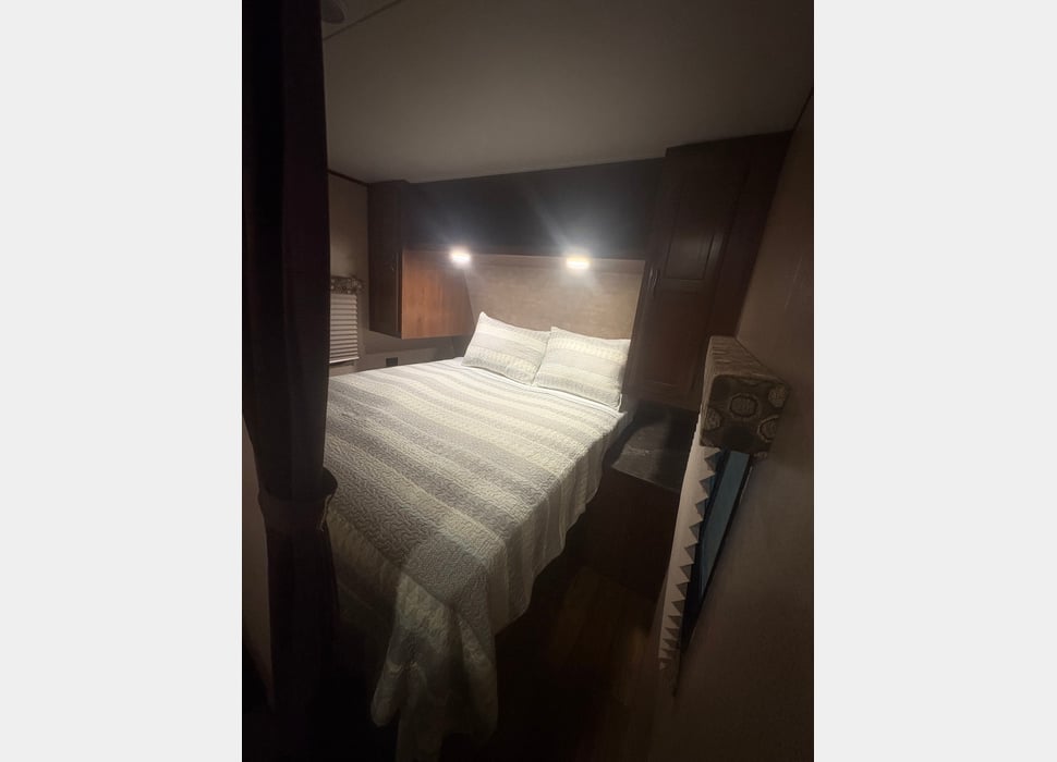 Travel Trailer rentals in Fresno
