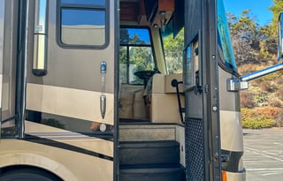 Luxury Class A Diesel Pusher Coach