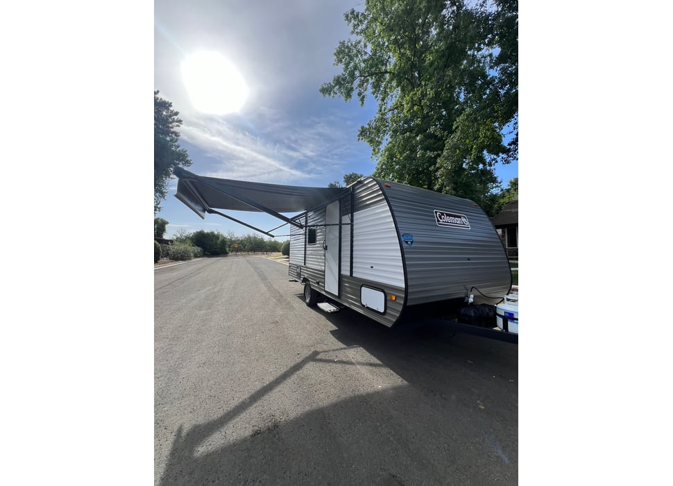 Travel Trailer rentals in Visalia