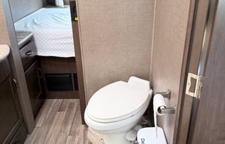 2018 Thor Motor Coach ACE 30.2