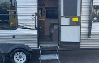 Mel's Fun Family Getaway