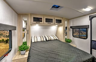 Family-friendly and spacious camper.