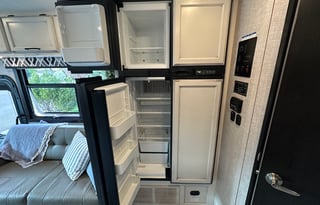 Modern Farmhouse Bunkhouse Motorhome 2022 Alante