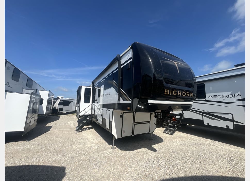 Fifth Wheel rentals in Alvin