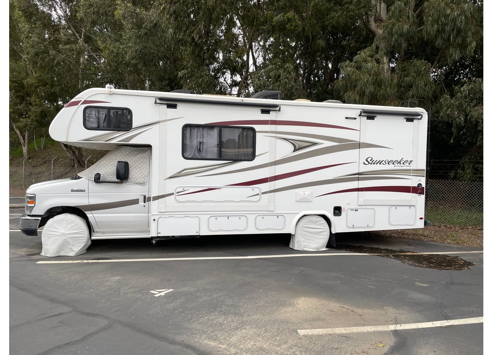 Class C Motor Home rentals in Santa Maria