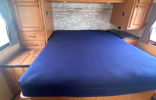 SeaKingH2O 2017 Majestic 28A Kid and Pet friendly