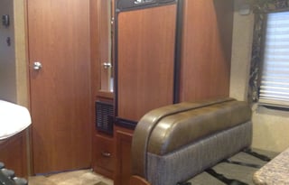 Ellie - Let The Fun Begin!