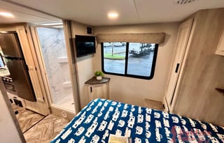 Forest River Sunseeker LE Model 2850SLE Motorhome